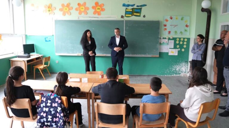 NË MEDVEGJË, ÇDO LIBËR NË SHQIP ËSHTË REZISTENCË